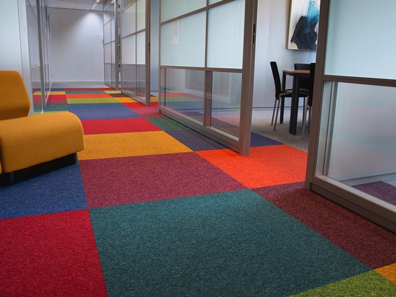 MOQUETTE IN UFFICIO. SI O NO?