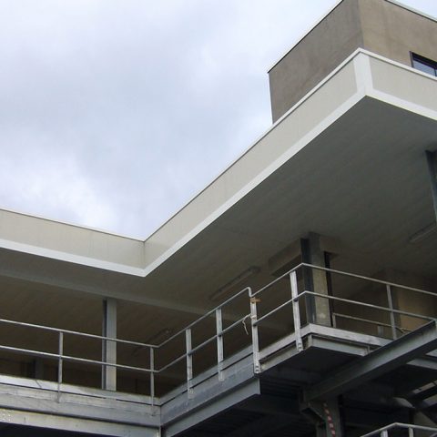 struttura-con-controsoffitto-esterno